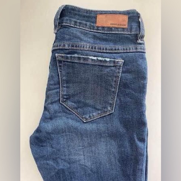 Bootlegger Mid-Rise Skinny Jeans - Picture 2 of 4